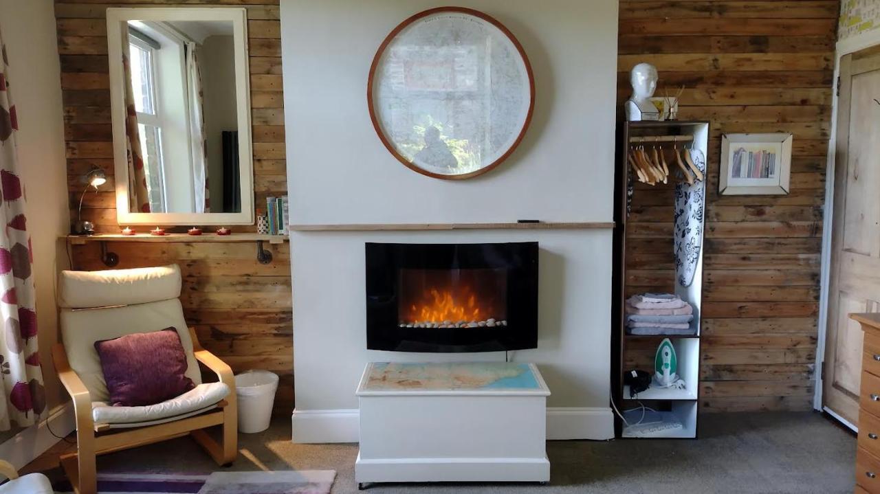 The Cabin - Great Views, Garden, Netflix, Near Town Hebden Bridge Exterior photo